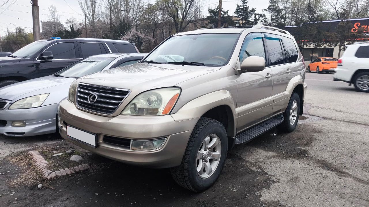 Lexus GX470 2003 (Gold)