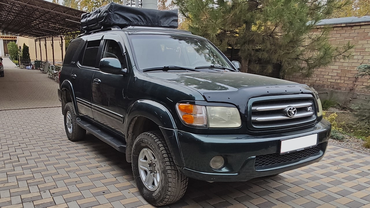 Toyota Sequoia 2004 (Green)